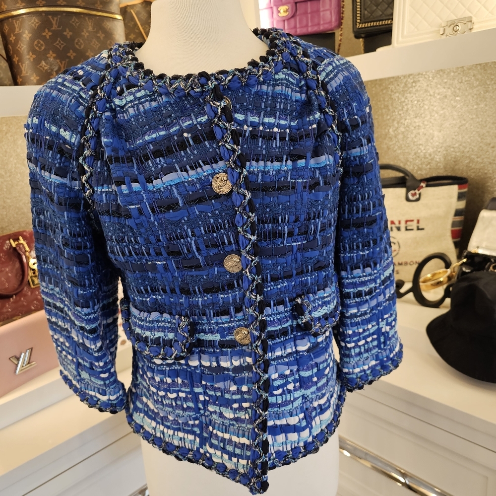 BNWT Chanel Jacket Sz.42 New $9500 P57894V43834